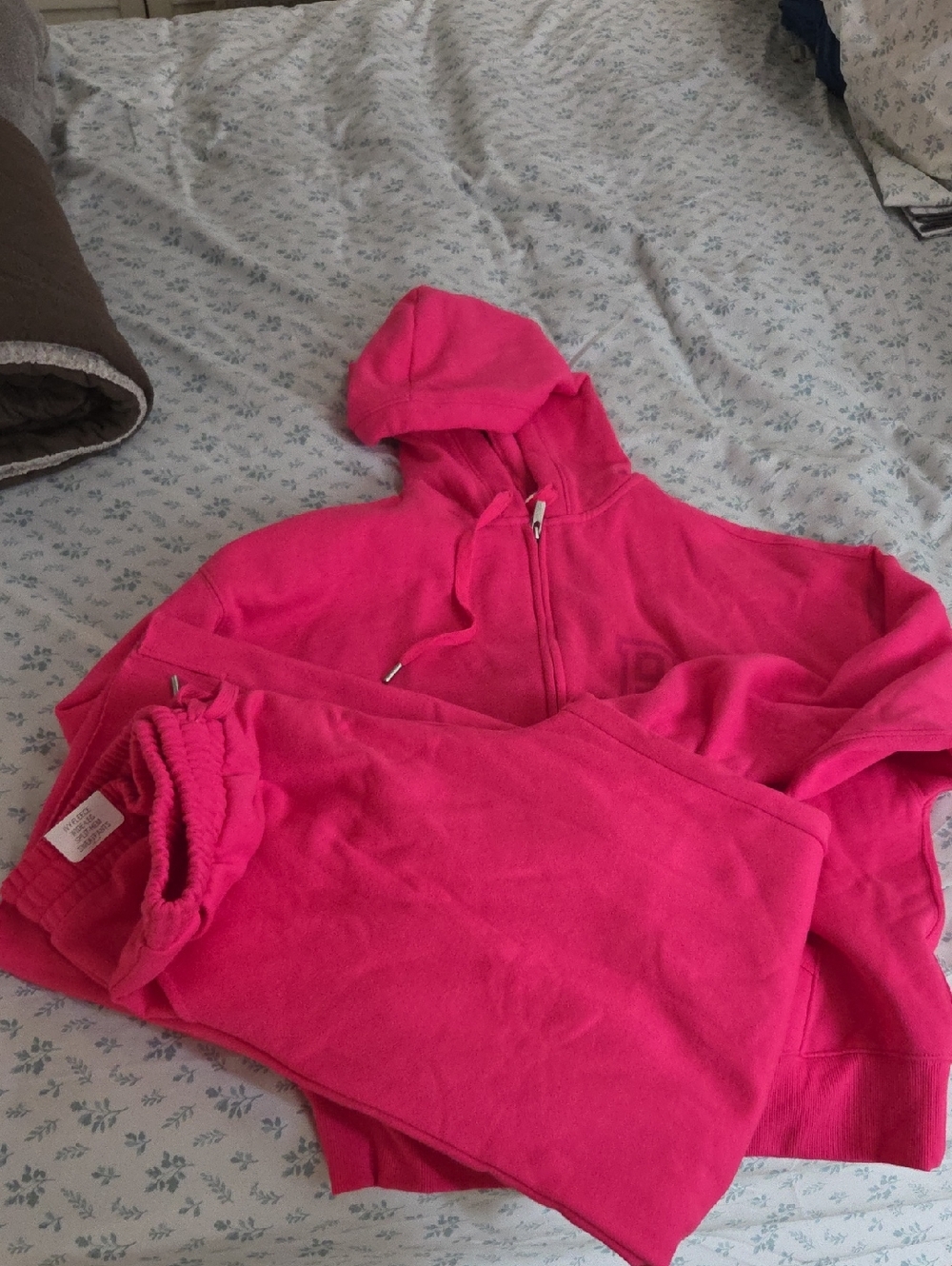 PINK Victoria's Secret Hot Pink Straight Leg Sweatpants & Hoodie Set